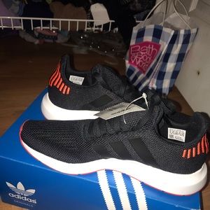 Adidas Swift Run